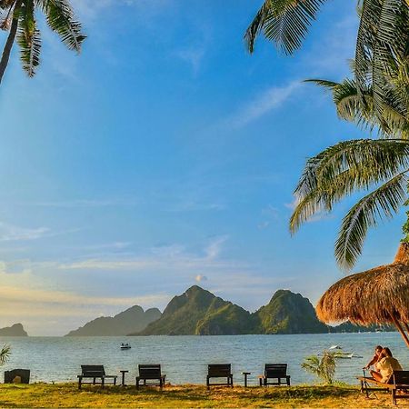 Sunset At Las Cabanas El Nido Luaran gambar